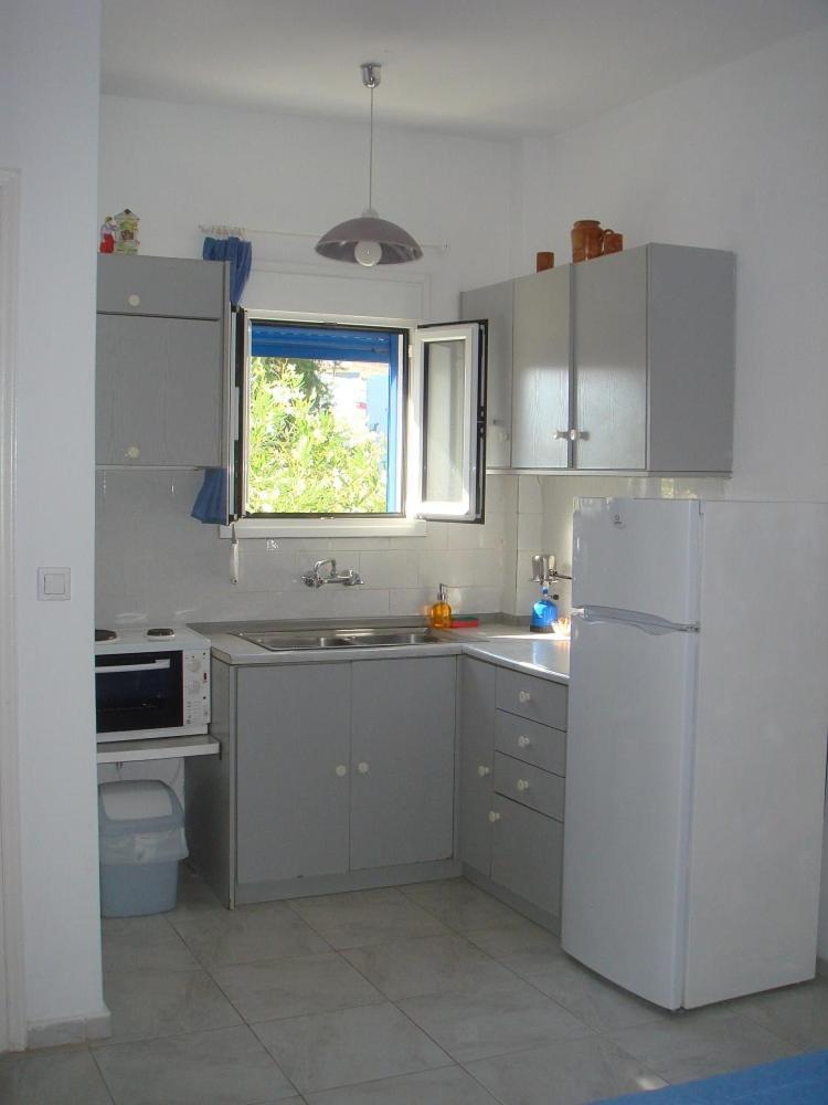 Tinos Apartments Zalonis Agios Ioannis  Bagian luar foto
