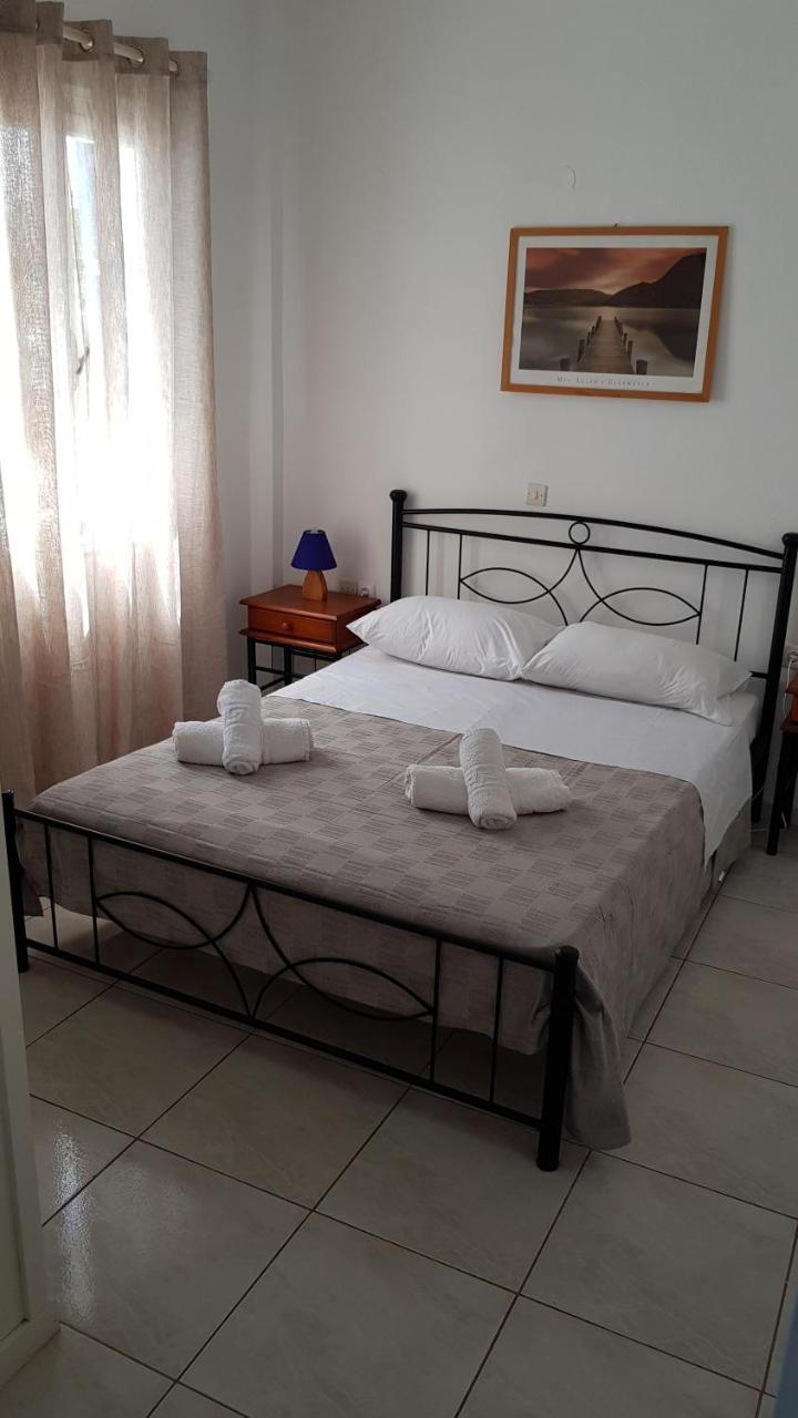 Tinos Apartments Zalonis Agios Ioannis  Bagian luar foto